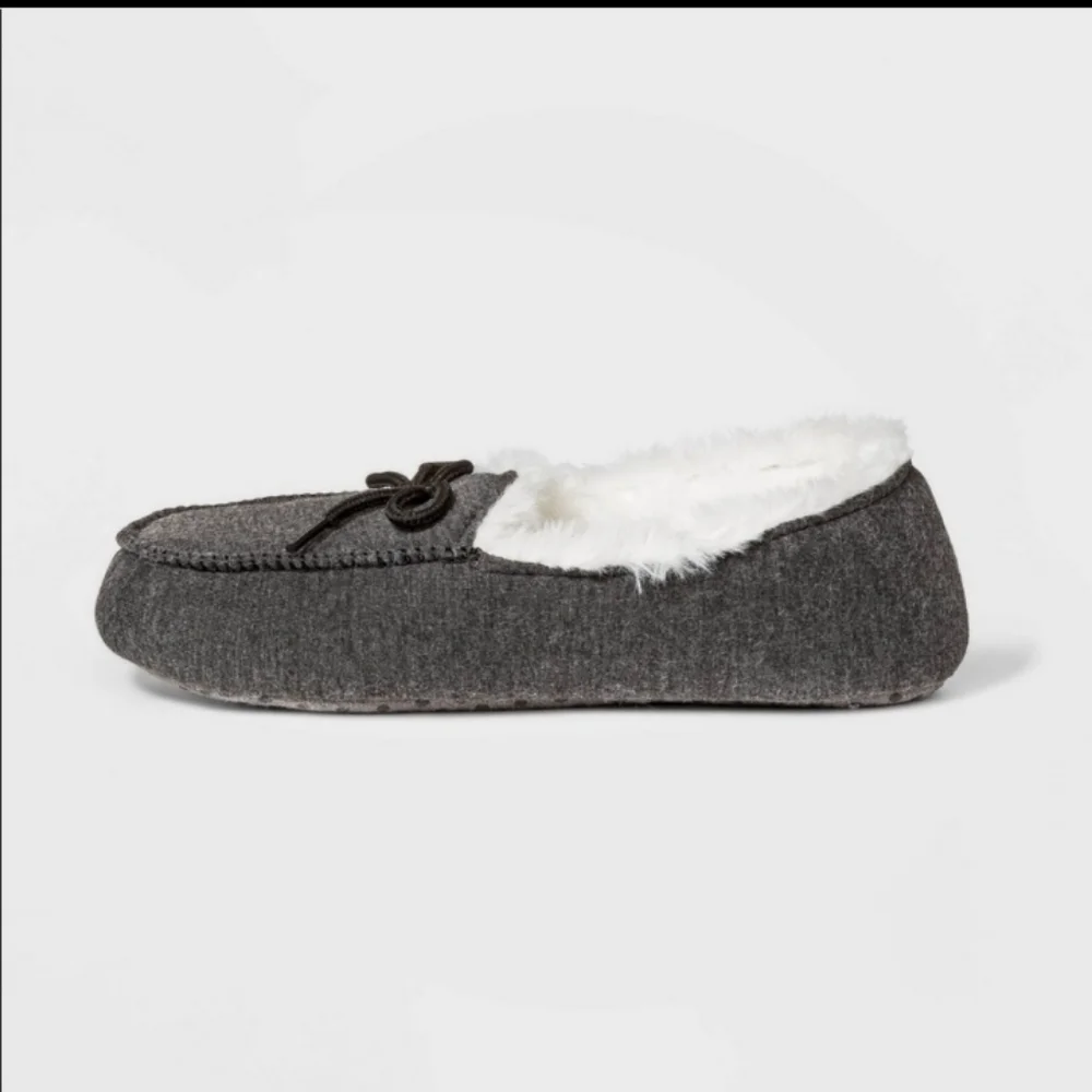 Boys moccasin slippers